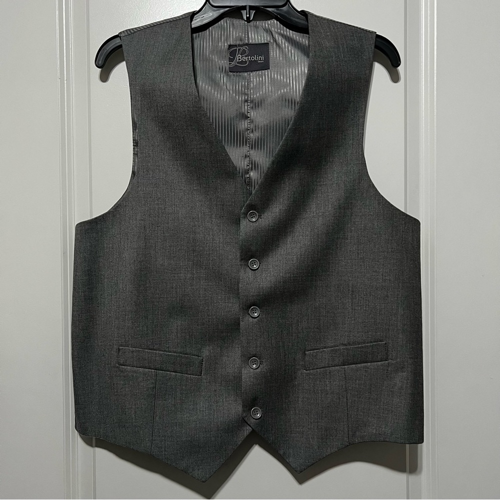 Bertolini Men’s Suit Vest in Gray
